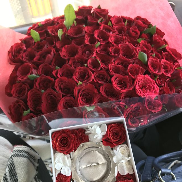 【俄(にわか)の口コミ】 色々な種類の指輪が沢山ありましたが 
俄かさんの、指輪を説明されたとき…