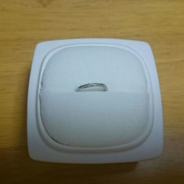 【俄(にわか)の口コミ】 婚約指輪（露華）とのセットリングだったため。婚約指輪のデザインにぴっ…