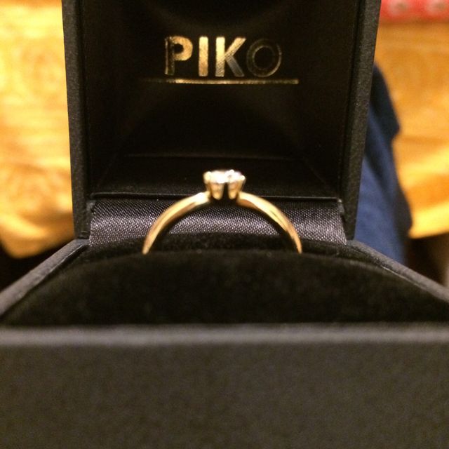 【トリニティ(Trinity)の口コミ】 サプライズでもらう婚約指輪といえば、パカっと箱から取り出す、ダイヤが…