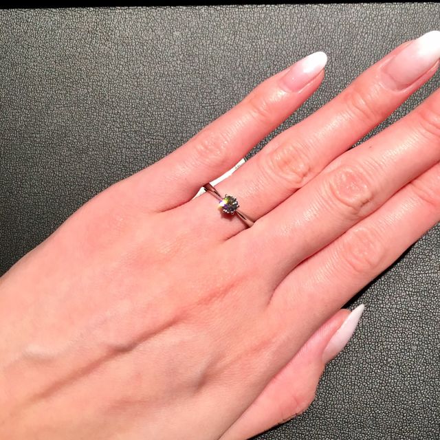 【エクセルコダイヤモンド(EXELCO DIAMOND)の口コミ】 値段とダイヤモンドの綺麗さで決めました。綺麗に見えるかどうかはカット…