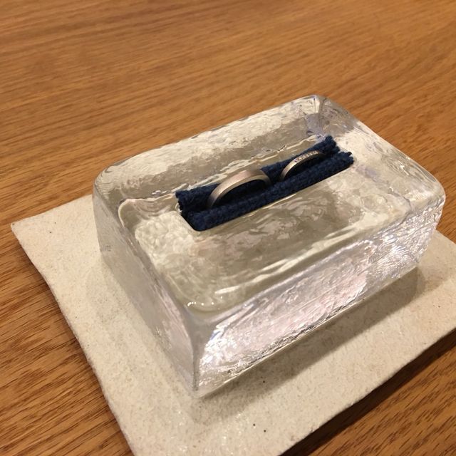 【mina.jewelry(ミナジュエリー)の口コミ】 マルシカクや、シカクや八角など、様々な形のデザインがあり、指輪は丸い…