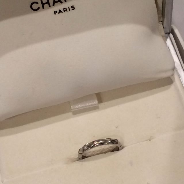 【シャネル(CHANEL)の口コミ】 シャネルのアイコンであるキルティングのデザイン、マトラッセがモチーフ…