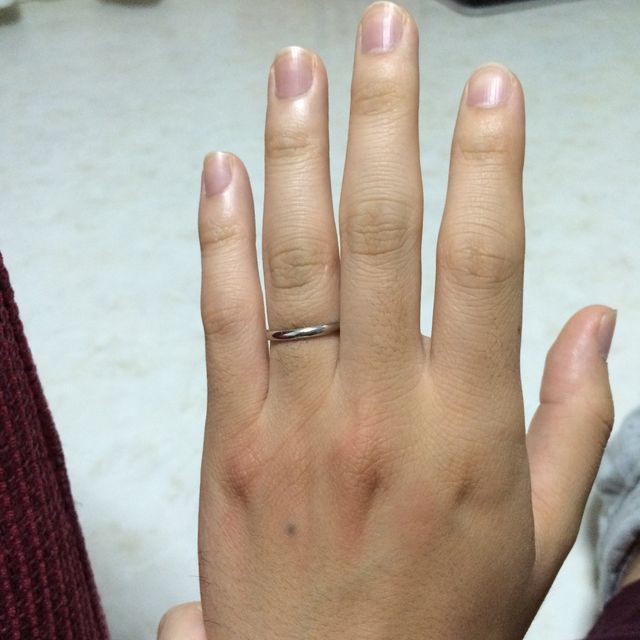 【カルティエ(Cartier)の口コミ】 プラチナリングを探していたので、婚約指輪と同じブランドのカルティエで…