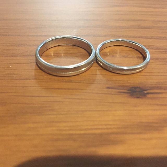 【【閉業】フラー・ジャコー(FURRER-JACOT)の口コミ】 シンプルでかつ、半分にマット加工を施してもらうことが出来たので普通の…