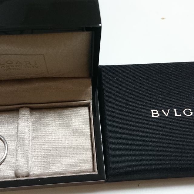 【ブルガリ(BVLGARI)の口コミ】 普段ずっと身につけるため、飽きないデザインと擦れたり疲れたりしない指…