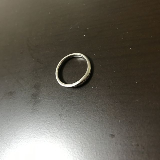 【TRESOR(トレゾア)の口コミ】 デザインを重視して選びました。一生身につける物となるとシンプルかつお…