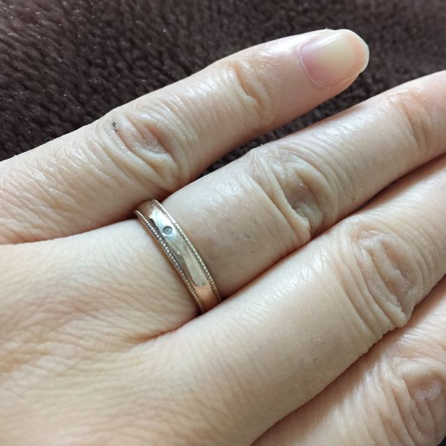 【サマンサティアラブライダル(Samantha Tiara Bridal)の口コミ】 旦那さんが買ってくれたのでなんとも言えませんが、旦那さんの指がわたし…