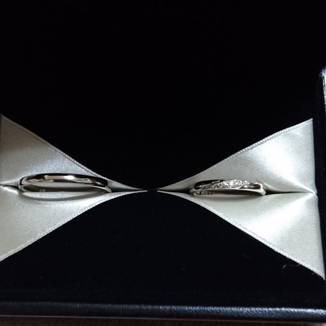 【エクセルコダイヤモンド(EXELCO DIAMOND)の口コミ】 事前にデザインをあまり決めずに来店してスタッフの方にいろいろ選んで見…