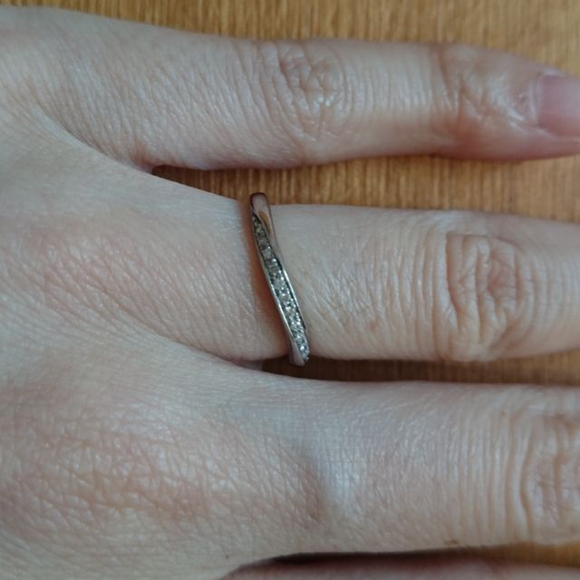 【canal4℃(カナルヨンドシー)の口コミ】 よく多くの方がしている「ストレート」の指輪は私の好みではなかったので…