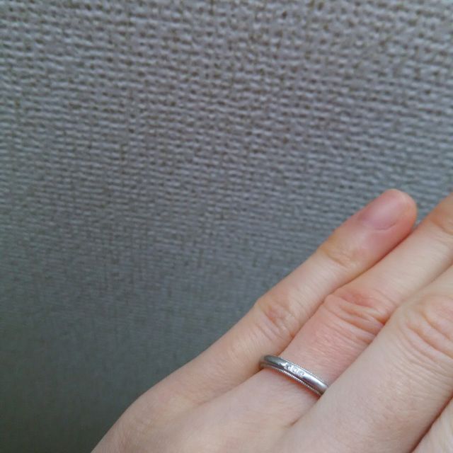 【TRECENTI(トレセンテ)の口コミ】 シンプルだけどどこか特徴のあるものがほしくて、ミル打ちが入っているこ…