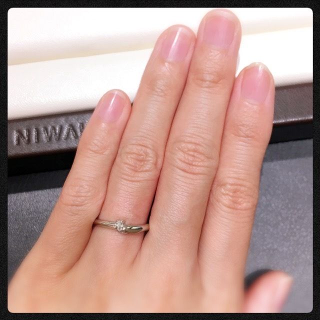 【俄(にわか)の口コミ】 他では見ないデザインに惹かれました。シンプルながらもワンポイントのア…