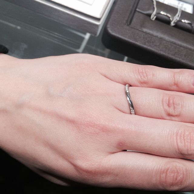 【アイプリモ(I-PRIMO)の口コミ】 アイプリモさんで勧められたものでは、クレメンティアとこの指輪が良いで…