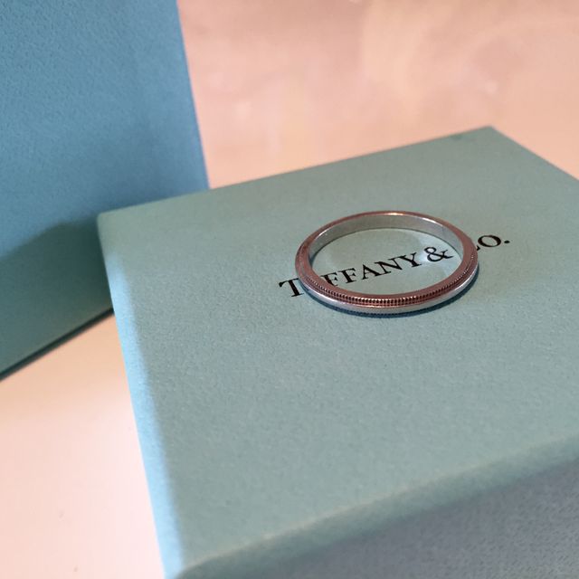 【ティファニー(Tiffany & Co.)の口コミ】 普段から指輪をつける習慣がなく、結婚指輪をつけることにも違和感があり…