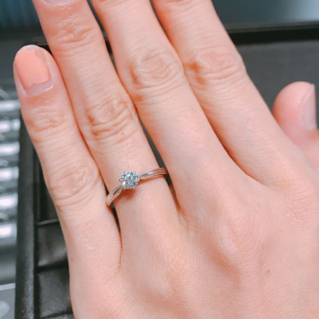 【エクセルコダイヤモンド(EXELCO DIAMOND)の口コミ】 土台、ダイヤモンドと、種類が多すぎて迷いに迷ってしまいましたが、やは…