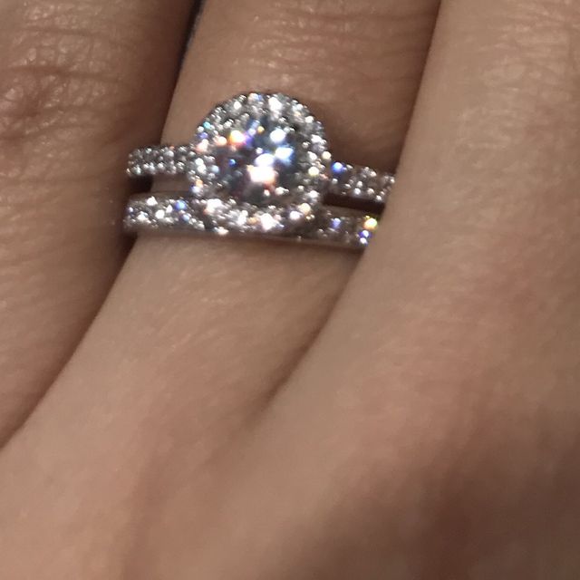 【宝寿堂(ほうじゅどう)の口コミ】 ダイヤモンドの評価の仕方や、高価なダイヤモンドやランク下のダイヤモン…