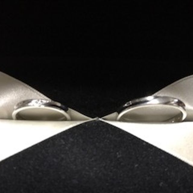 【エクセルコダイヤモンド(EXELCO DIAMOND)の口コミ】 何店舗も見て回ったのですが、夫が今まで指輪を付ける習慣もなく指が太い…