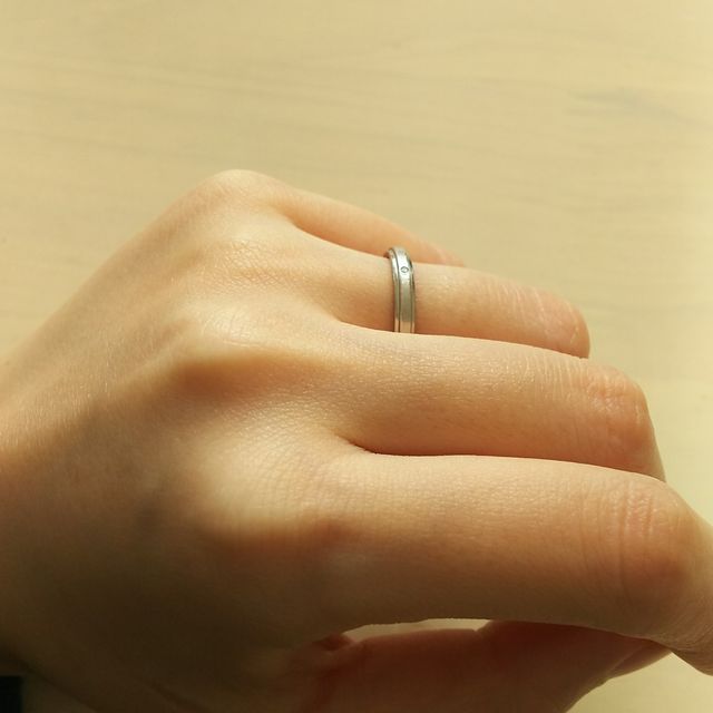 【アイプリモ(I-PRIMO)の口コミ】 ダイヤモンドがあることで寂しくないデザインだと思いました。日常的につ…