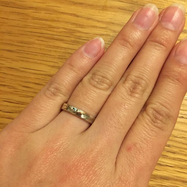 【杢目金屋(もくめがねや)の口コミ】 珍しく、日本っぽいものだったのでこれに決めました。完全に私（妻）の一…