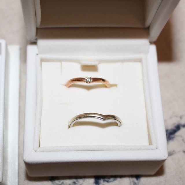 【4℃ BRIDAL(ヨンドシーブライダル)の口コミ】 指が太く短かったことが、少し近プレックスだったのですが、指を細く長く…