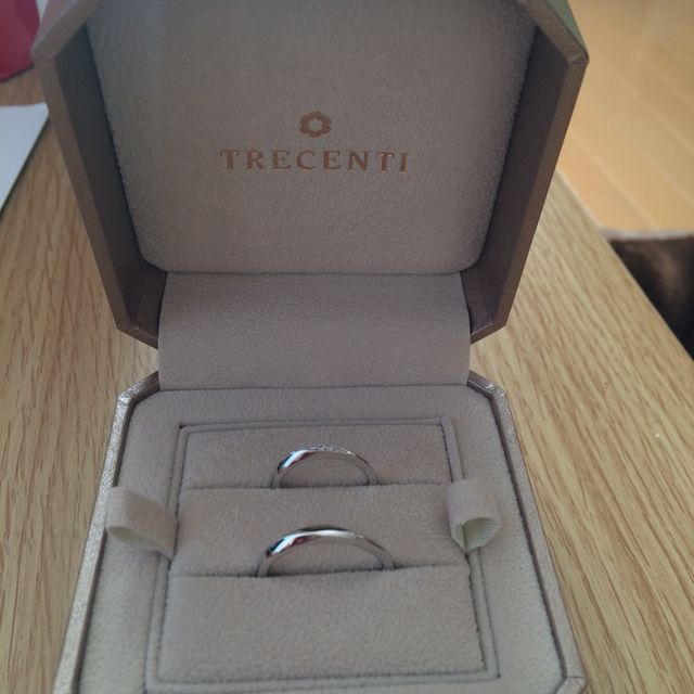 【TRECENTI(トレセンテ)の口コミ】 お店の人の対応とデザイン性
自分の指に馴染む、つけ心地の良さ
婚約指輪…