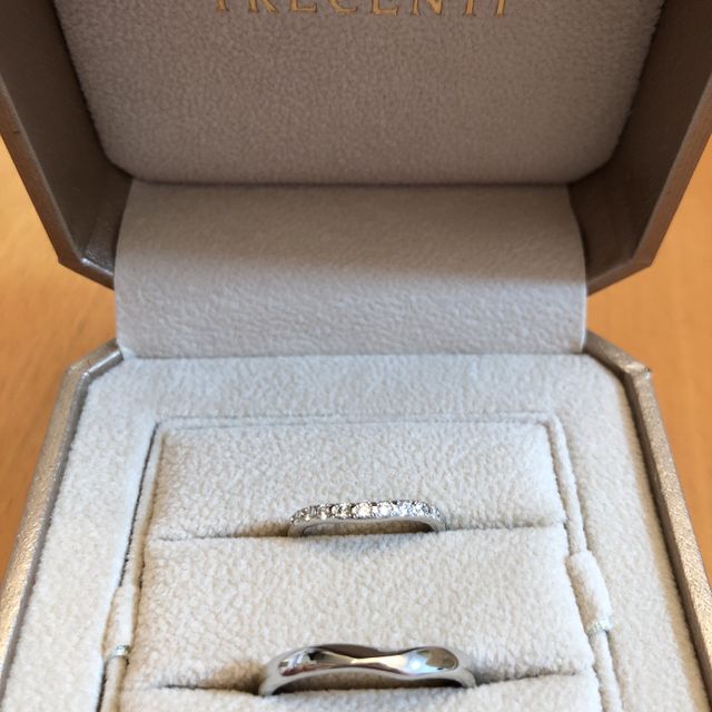 【TRECENTI(トレセンテ)の口コミ】 たくさんのブランドを見ましたが、
ダイヤのきれいさとデザインのしっくり…