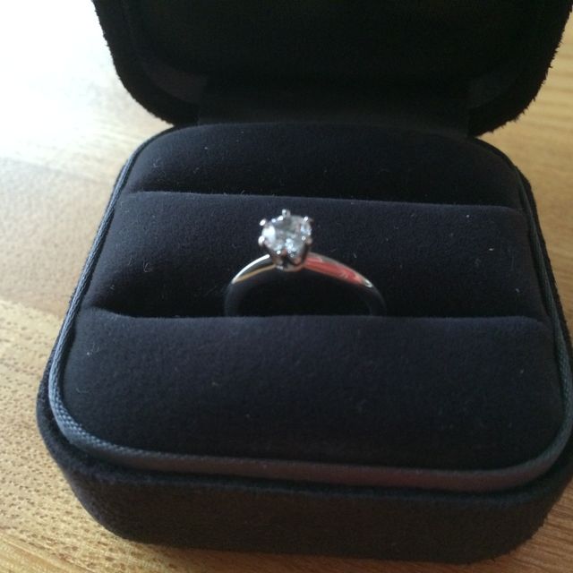 【ティファニー(Tiffany & Co.)の口コミ】 高校生のころから雑誌の広告に出ているティファニーのブリリアントカット…