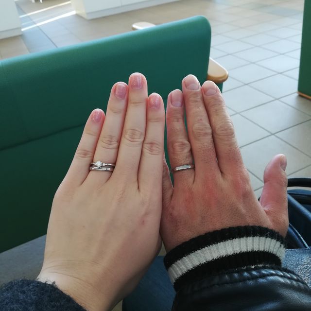 【手作り指輪工房 G.festa(ジーフェスタ)の口コミ】 二人で手作りができ、デザインも自由に選べるところ。
二人で作ることによ…