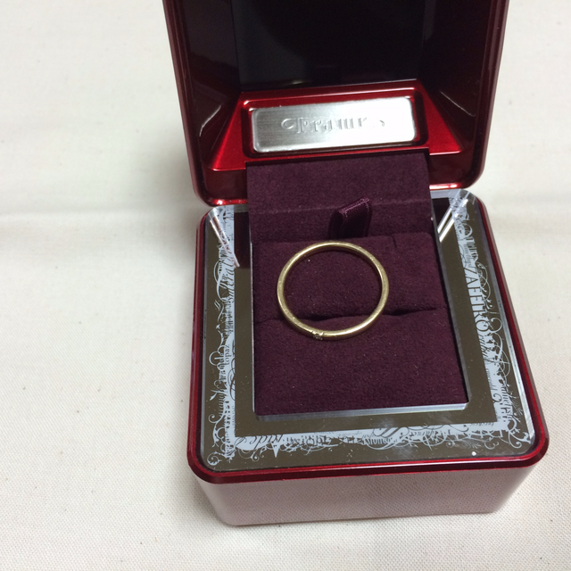 【Galopine & Galopin(ガロピーネガロパン)の口コミ】 ゴールドの指輪でシンプルな物、ダイヤモンドが付いているものというのを…
