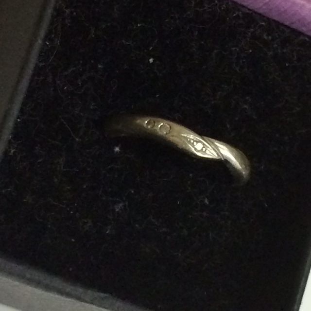 【Veramore(ヴェラモーレ)の口コミ】 金額が思ったより安かったことと。結婚指輪にそこまでお金を出せなかった…