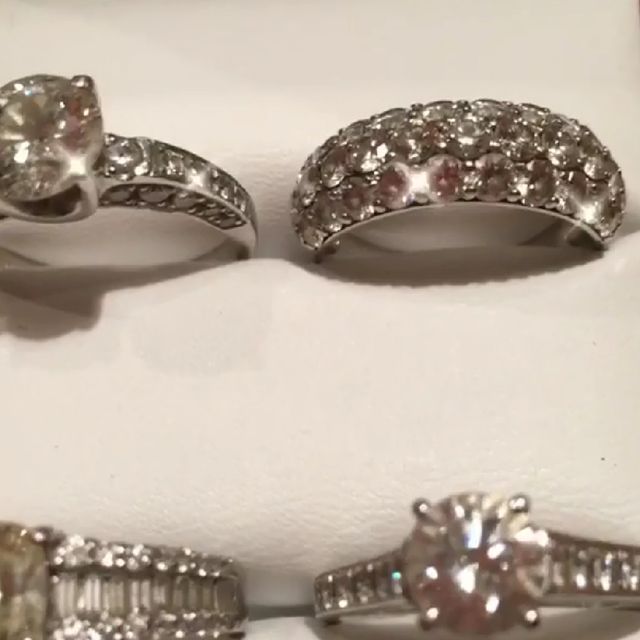 【カルティエ(Cartier)の口コミ】 ダイヤモンドが沢山、もしくは大きいものがあしらわれているので、存在感…