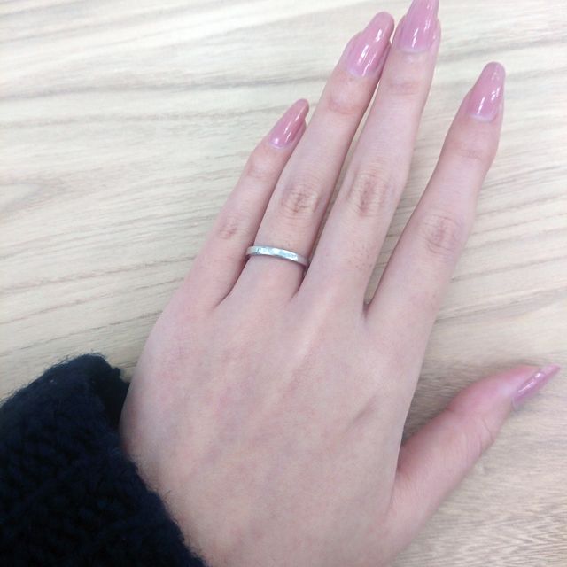 【TASAKI(タサキ)の口コミ】 シンプルながら、丸みのない洗練されたデザインを探しており、WAKOと迷っ…