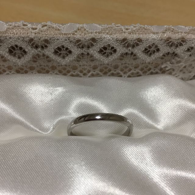 【宝寿堂(ほうじゅどう)の口コミ】 私は男なので、正直指輪は何でも良いと思っていました。
私の指はどちらか…