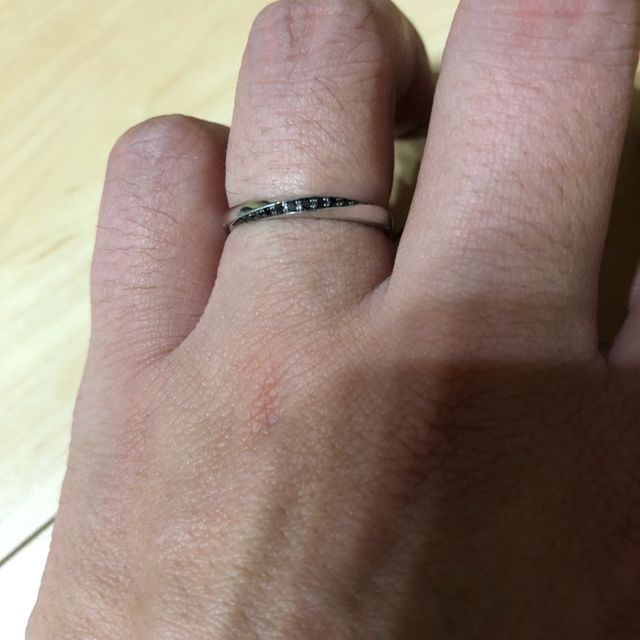 【PORTADA(ポルターダ)の口コミ】 いつもつけるものなのでシンプルなデザインを基準に選びました。でも何の…