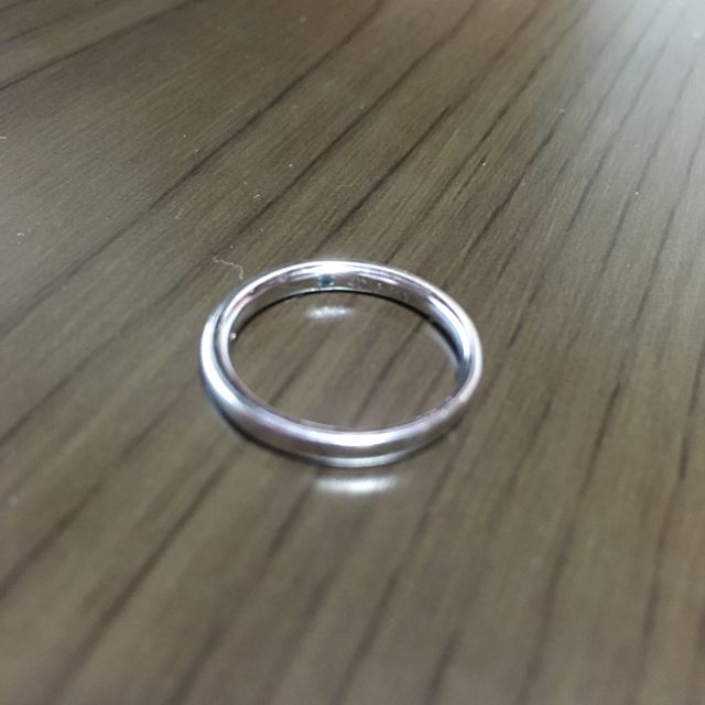 【4℃ BRIDAL(ヨンドシーブライダル)の口コミ】 見た目が可愛らしいところがとても魅力的。ふっくらした指に合う細さのと…