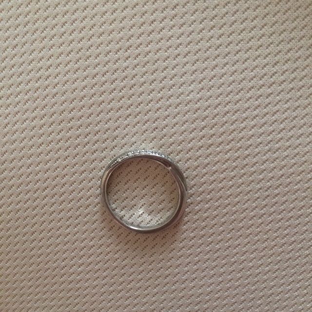 【エクセルコダイヤモンド(EXELCO DIAMOND)の口コミ】 何本かつけさせていただきましたが表面だけでなく、側面までダイヤモンド…