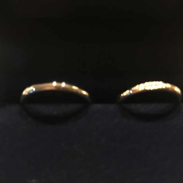 【銀座ダイヤモンドシライシの口コミ】 裏がスベスベで非常に良かった。
そこが最大のポイントだった。
デザイン…