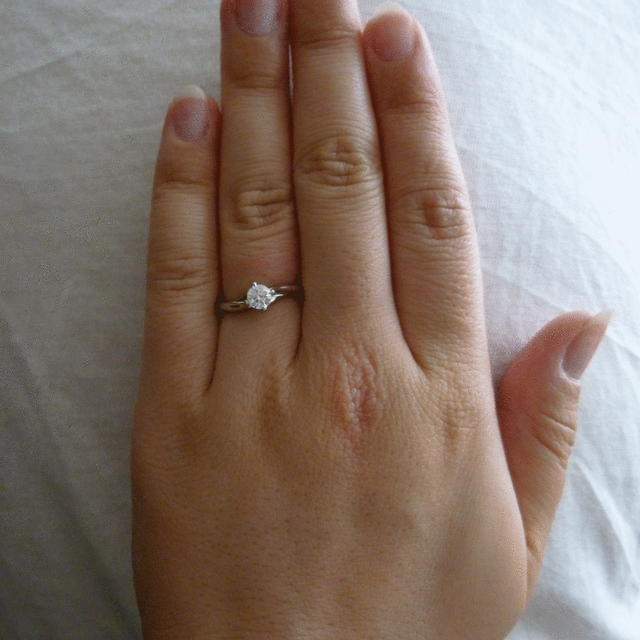 【アイプリモ(I-PRIMO)の口コミ】 夕方に試着させていただいたにも関わらず(むくんでいました)、すんなり指…