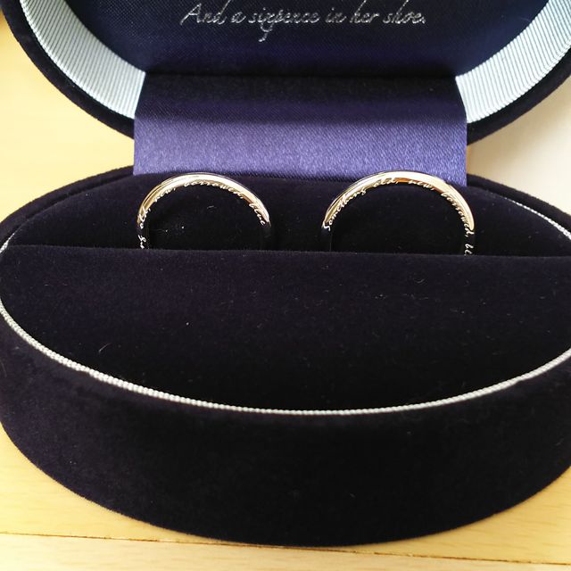 【Something Blue(サムシングブルー)の口コミ】 ブルーが好きだったので、サムシングブルーの由来とデザインが気に入って…