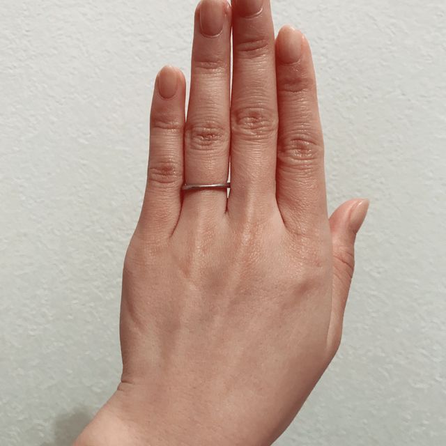 【agete(アガット)の口コミ】 他ブランドの指輪も試着しましたが、1番指がきれいに見えました。

全体の…
