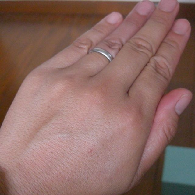 【ティファニー(Tiffany & Co.)の口コミ】 元々私自身がティファニーの大ファンだったことと、シンプルで飽きのこな…