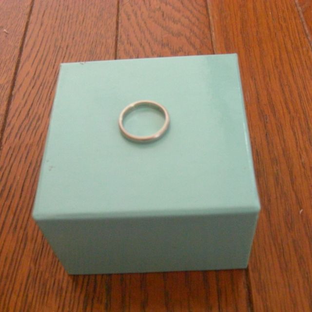 【ティファニー(Tiffany & Co.)の口コミ】 元々私自身がティファニーの大ファンだったことと、シンプルで飽きのこな…