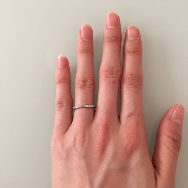 【銀座ダイヤモンドシライシの口コミ】 さまざまなブランドのサイトをネットで検索していたところ、デザインがシ…