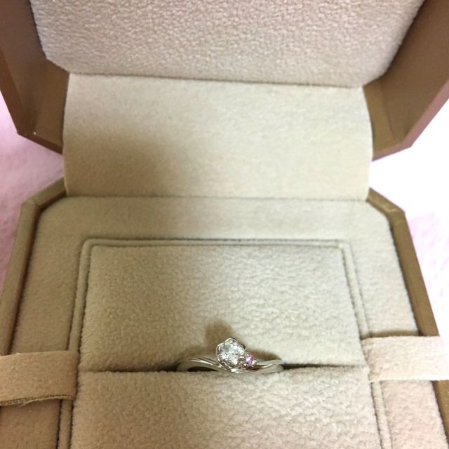 【TRECENTI(トレセンテ)の口コミ】 着け心地もよく、なにより上品かつ可愛らしいデザインが決め手でした。フ…