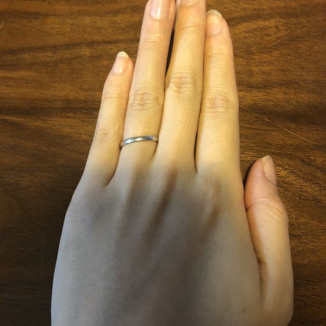 【ブシュロン(BOUCHERON)の口コミ】 普段指輪をつけることに慣れてなかったので違和感がなく、つけ心地が良い…