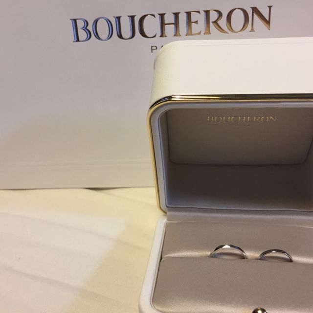 【ブシュロン(BOUCHERON)の口コミ】 普段指輪をつけることに慣れてなかったので違和感がなく、つけ心地が良い…