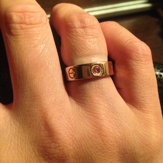 【カルティエ(Cartier)の口コミ】 前から憧れていたラブリングで、結婚指輪か婚約指輪に欲しいとずっと思っ…