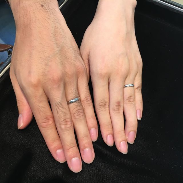 【PILOT BRIDAL(パイロットブライダル)の口コミ】 自分と彼女の両方が納得できる指輪だったため。
Pledgeと迷いましたが、最…