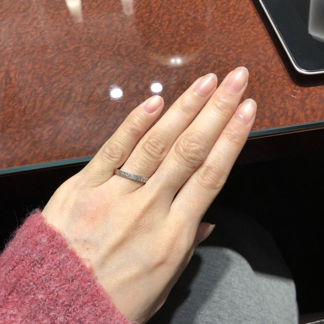 【JEWELRY  KAMATA(ジュエリーかまた)の口コミ】 マリッジリングを探しに本宮店にお邪魔しました。たくさんの品揃えでどれ…