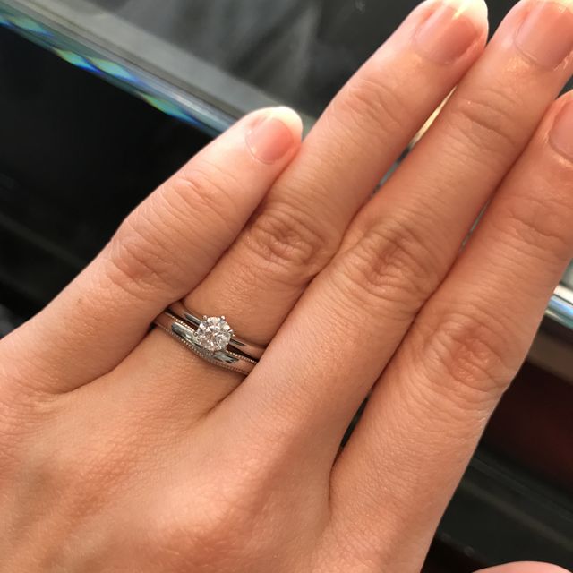 【エクセルコダイヤモンド(EXELCO DIAMOND)の口コミ】 ミルグレインの意味を知りデザインはミルグレインのものに決めていたもの…