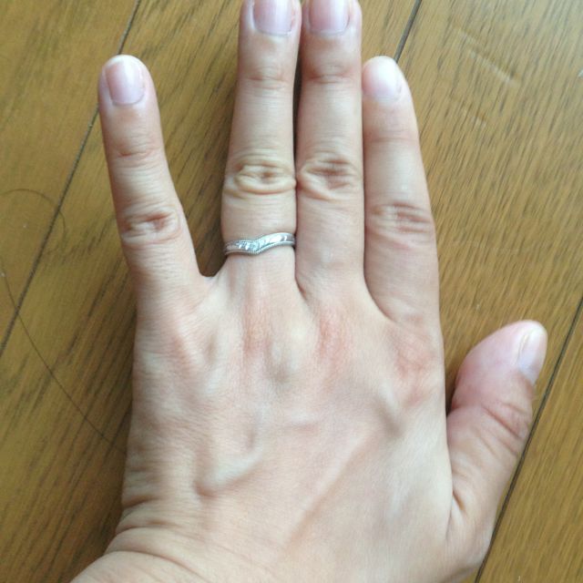 【ケイウノ ブライダル(K.UNO BRIDAL)の口コミ】 指輪のデザイナーさんが、私たちの希望を聞きながら、モチーフをどうする…